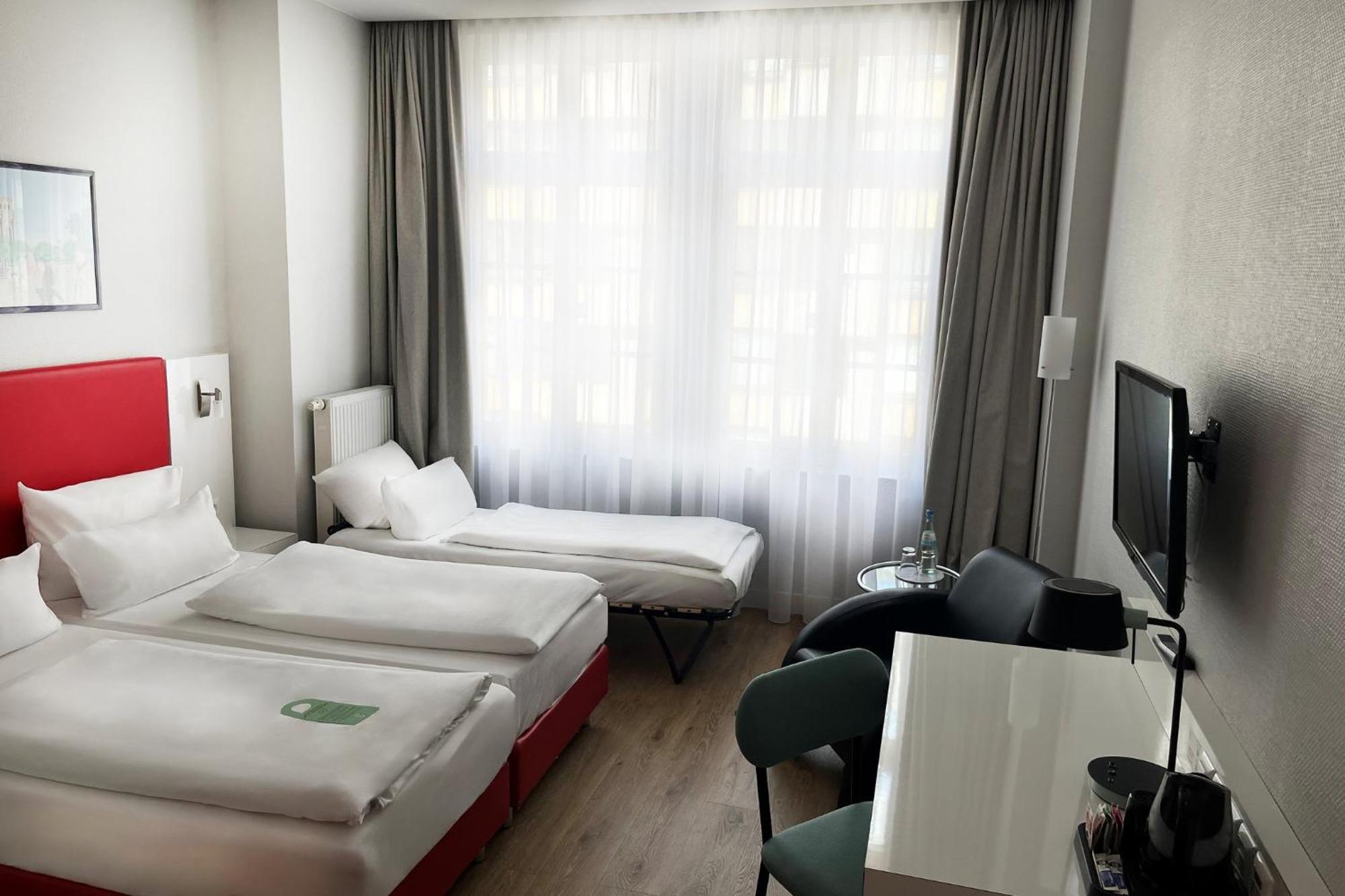 Standard Twin Room Extra Bed